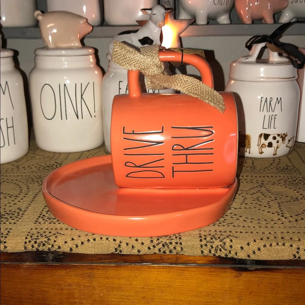 Rae Dunn DRIVE THRU Birdhouse/Birdfeeder